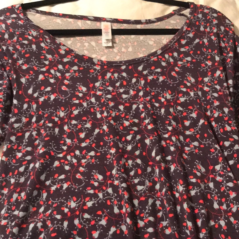Lularoe perfect tee